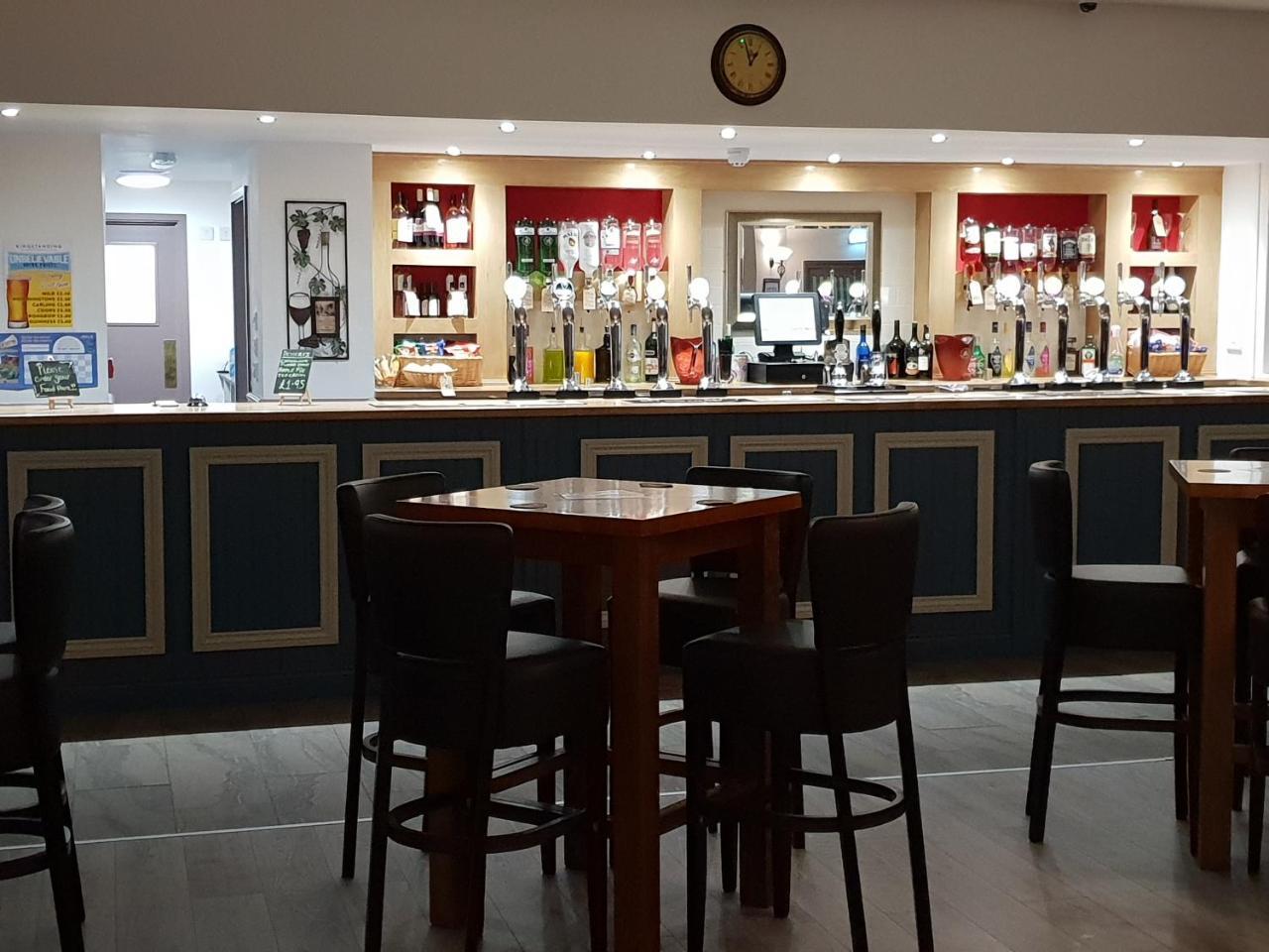 The Kingstanding Inn Birmingham Extérieur photo